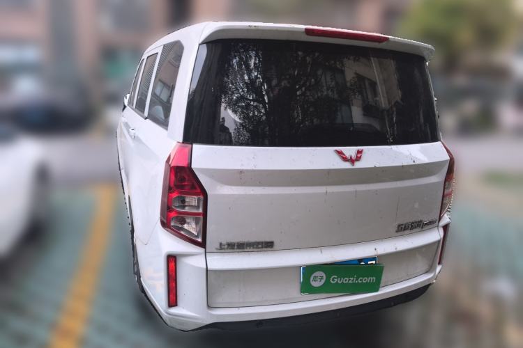 Used Wuling Hongguang PLUS 2020 1.5L Manual Comfort 7-Seater Exterior 4