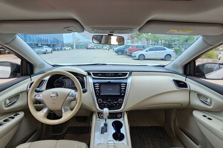 Used Nissan Murano 2017 2.5L XL Two-Wheel Drive Smart Edition Interior 4