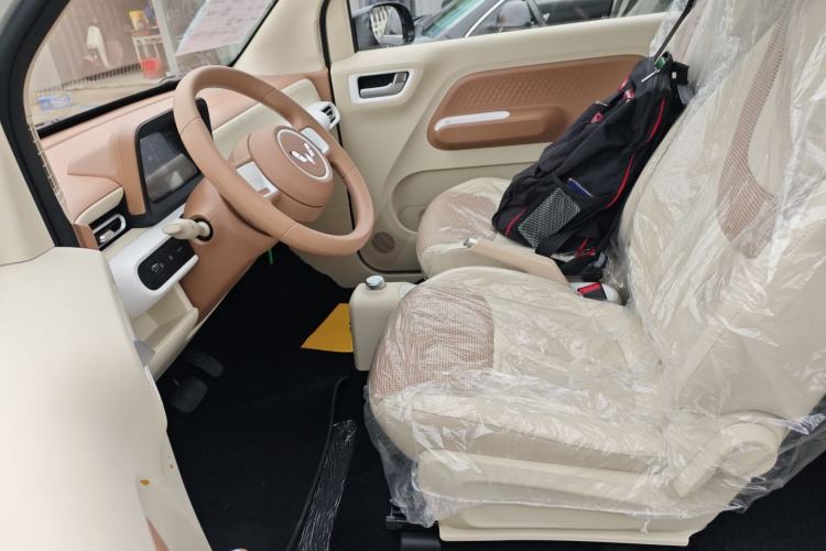 Used Wuling Hongguang MINIEV 2024 3rd Generation 215km Youth Edition
