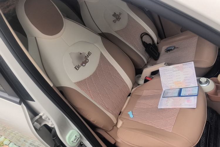 Used Wuling Hongguang MINIEV 2025 Four-Door Version Advanced Edition Right Front Seat