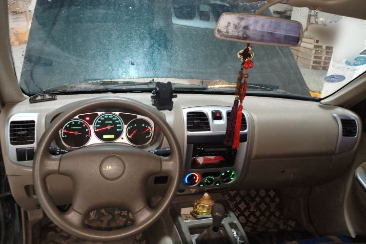 Used JMC Baodian 2015 2.8T New Value-Added Diesel Two-Wheel Drive Comfort Edition JX493ZLQ4F
