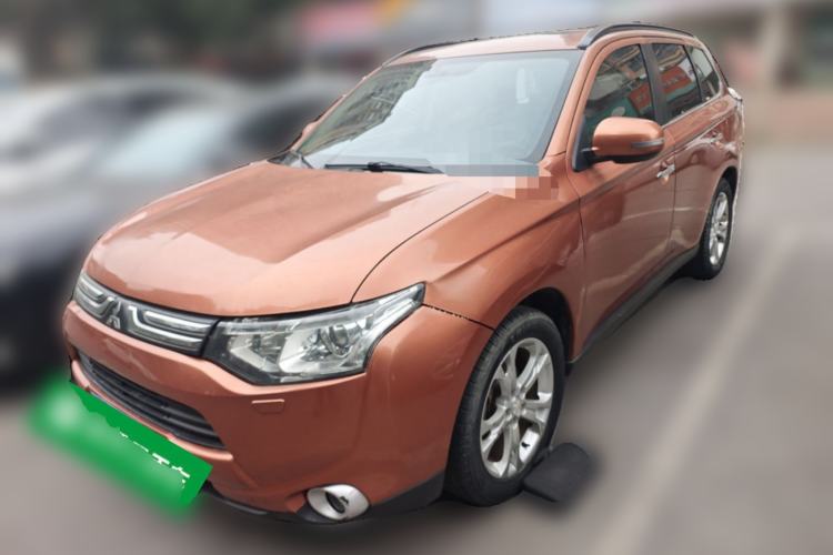 Used Mitsubishi Outlander 2013 2.4L Four-Wheel Drive Elite GT Version 7 Seats