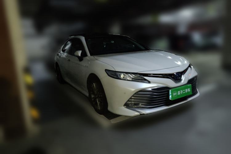 Used Toyota Camry 2019 Dual-Engine 2.5 HG Luxury Edition China VI Standard