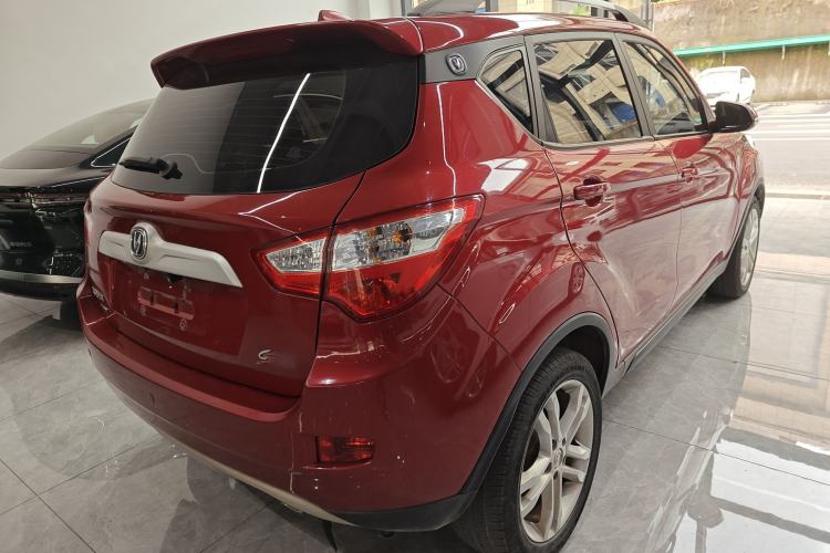 Used CHANGAN CS35 2016 1.6L Manual Luxury Model China V Standard
