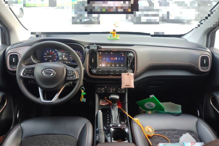 Used GAC Trumpchi GS3 2017 150N Automatic Elite Edition Center Console