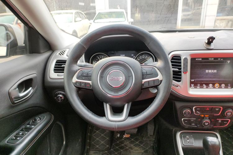 Used Jeep Compass 2017 200T Automatic Family Edition