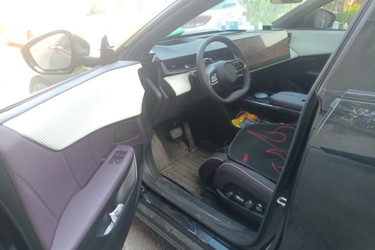 Used Mazda EZ-60 2025 Model Range-Extended 200 Max
