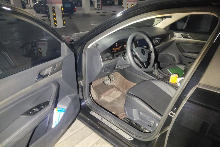 Used Volkswagen Lavida 2022 1.5L Automatic Comfort Edition
