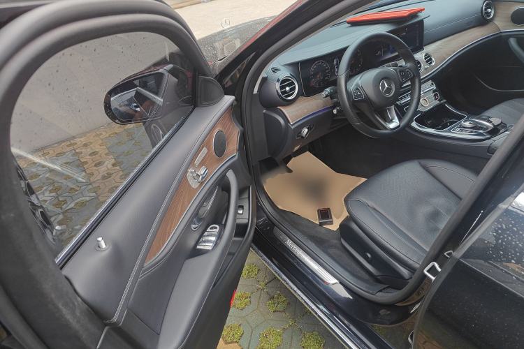 Used Mercedes-Benz E-Class 2017 E 300 L Luxury Model