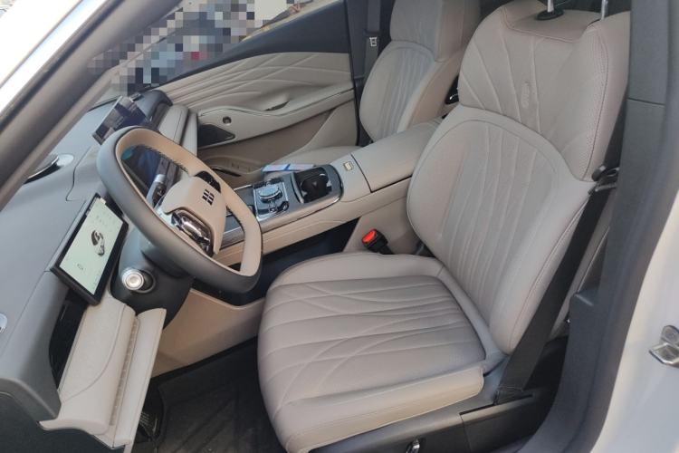 Used Geely Galaxy Galaxy 8 2025 130km EM-i Deluxe Edition
