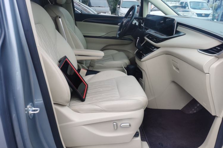 Used Buick GL8 2023 ES Lu Zun Smart Flagship Model