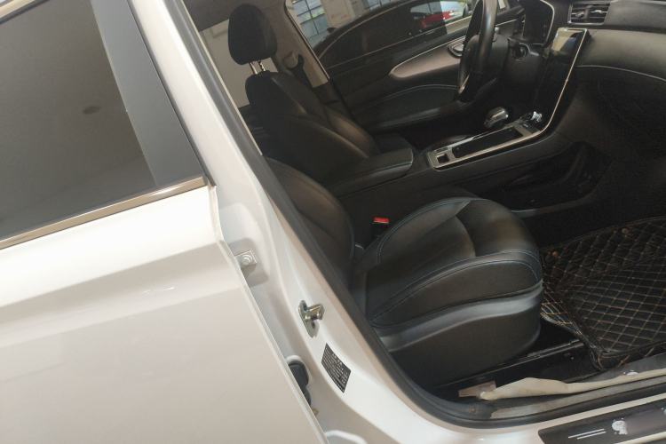 Used Roewe RX5 2022 330TGI Automatic National Style Edition