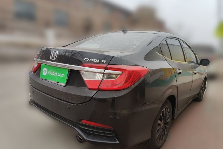 Used Honda Crider 2015 1.8L automatic luxury edition
