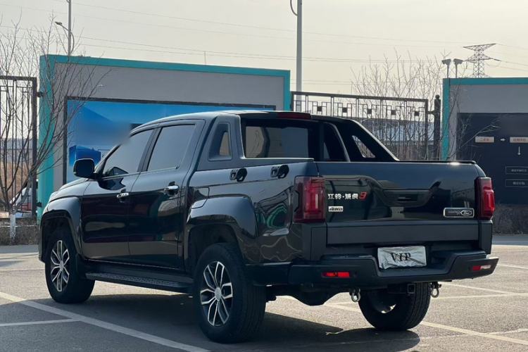 Used JMC Yuhu 9 2022 2.0T Automatic Gasoline 4x4 Comfort Edition Exterior 2