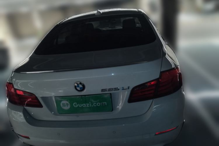 Used BMW 5 Series 2013 525Li Luxury Model