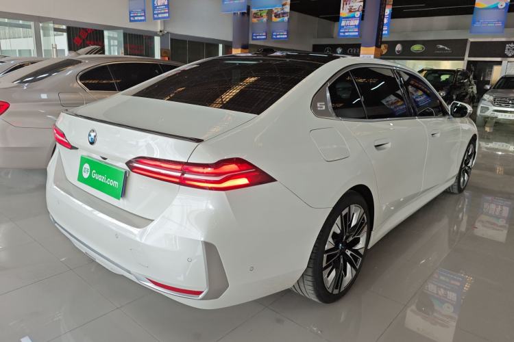 Used BMW 5 Series 2024 530Li Luxury Package Premium Edition
