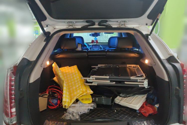 Used Cadillac SRX 2013 3.0L Elite Model Trunk