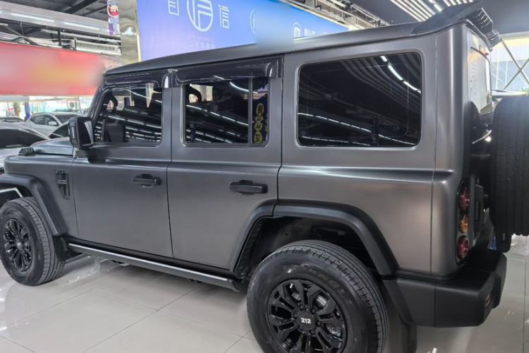 Used 212 T01 2024 2.0T Explorer