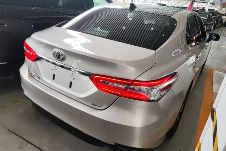 Used Toyota Camry 2021 2.5G Luxury Edition Rear Right 45 Deg