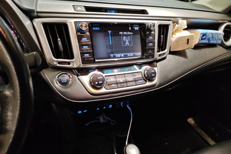 Used Toyota RAV4 2016 2.0L CVT Two-Wheel Drive Smart Edition China V Standard