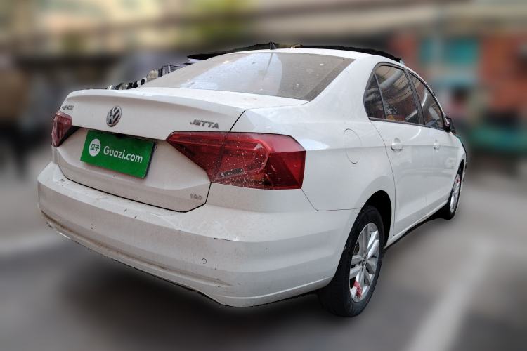 Used Volkswagen Jetta 2019 Dream Edition 1.5L Manual Fashion Version
