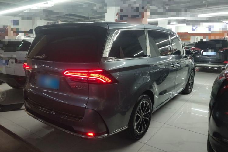 Used Roewe iMAX8 2022 400TGI Celebration Edition