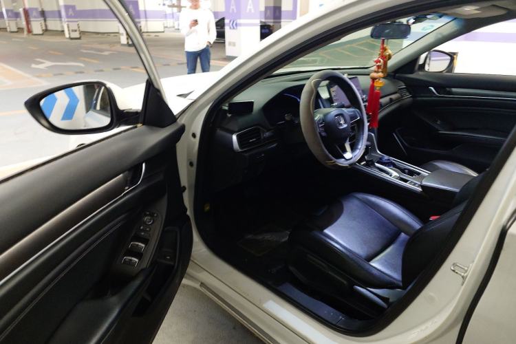 Used Honda Accord 2018 230TURBO Comfort Version National V