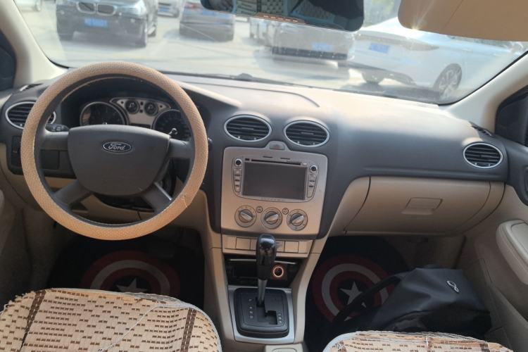 Used Ford Focus 2012 Sedan Classic 1.8L Automatic Base Model