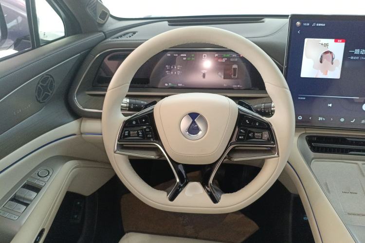 Used Denza N7 2025 630 All-Wheel Drive Intelligent Driving Dual-Laser Flagship Edition Steering Wheel