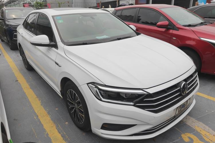 Used Volkswagen Sagitar 2019 200TSI DSG Comfort Version China VI Standard Front Right 45 Deg