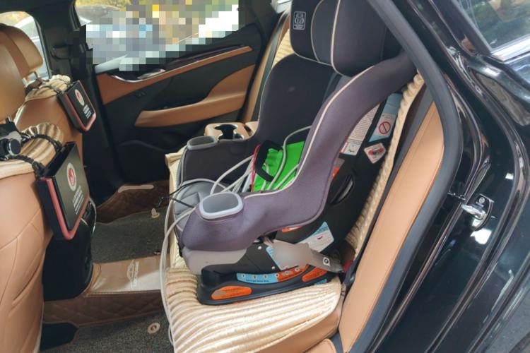 Used Buick LaCrosse 2016 28T Premium Edition Left Rear Seat