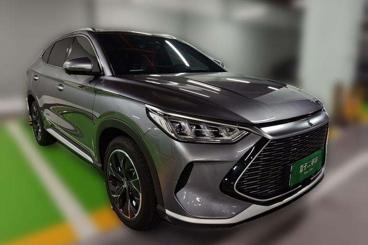 Used BYD Song PLUS New Energy 2021 DM-i 110KM Flagship PLUS 5G Edition Front Right 45 Deg