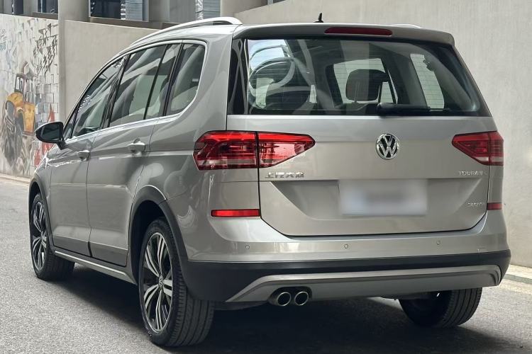 Used Volkswagen Touran 2018 Volkswagen Touran L 280TSI DSG Boundary Edition 7 Seats China V Emission Standard