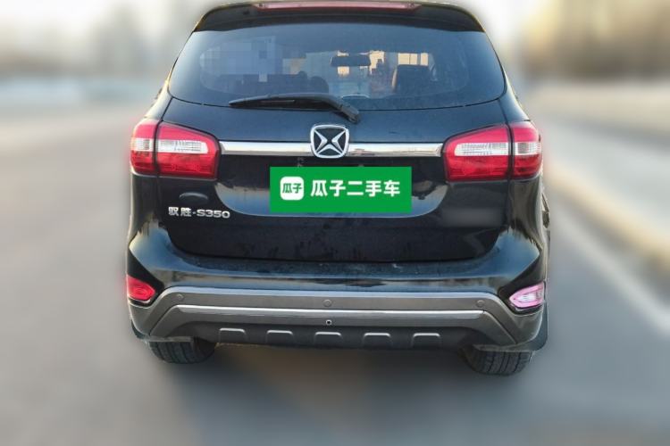 Used JMC Yusheng S350 2013 2.4T Manual Two-Wheel Drive Diesel Ultra-Luxury 5-Seater