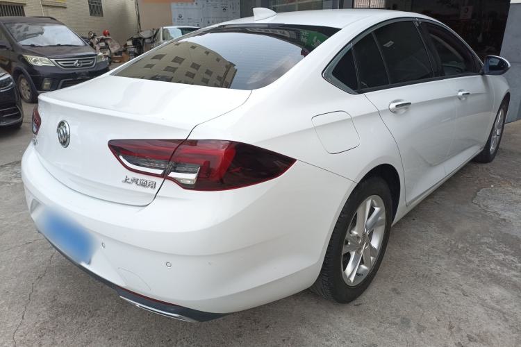 Used Buick Regal 2020 552T Luxury Version Rear Right 45 Deg