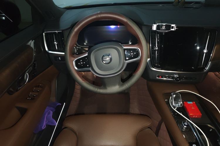 Used Volvo S90 2022 B5 Zhiyuan Luxury Edition