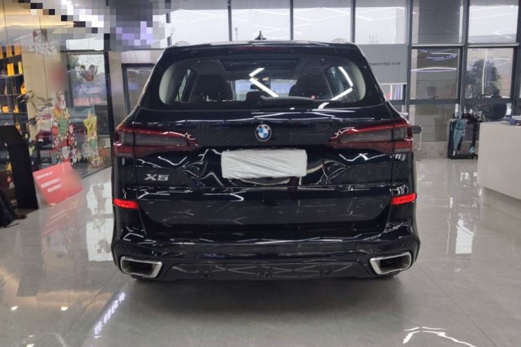 Used BMW X5 2022 Restyled xDrive 30Li Luxury Version M Sport Package