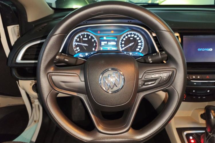 Used Buick GT 2017 15N Automatic Elite Version Steering Wheel