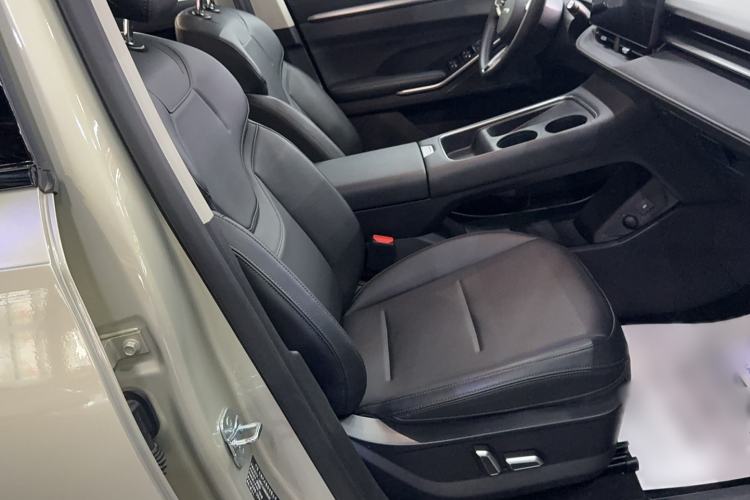 Used Haval H6 2024 2.0T All-Wheel Drive Max
