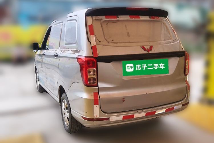 Used Wuling Hongguang 2019 1.5L S Basic Window-Sealed Vehicle China VI LAR Rear Left 45 Deg