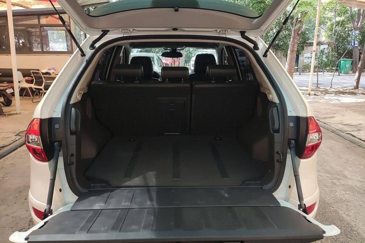 Used Renault Koleos 2015 2.5L Two-Wheel Drive Comfort Edition
