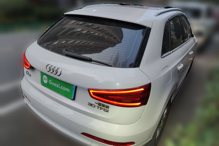 Used Audi Q3 2015 30 TFSI Comfort Model
