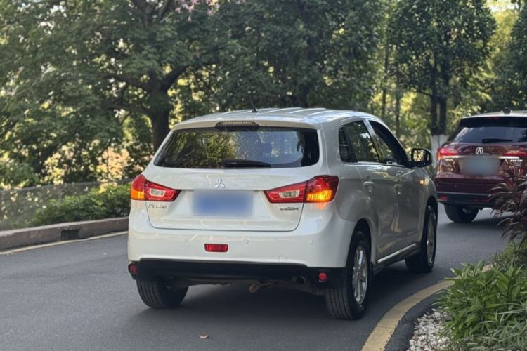 Used Mitsubishi ASX 2015 2.0L CVT Two-Wheel Drive Elite Edition