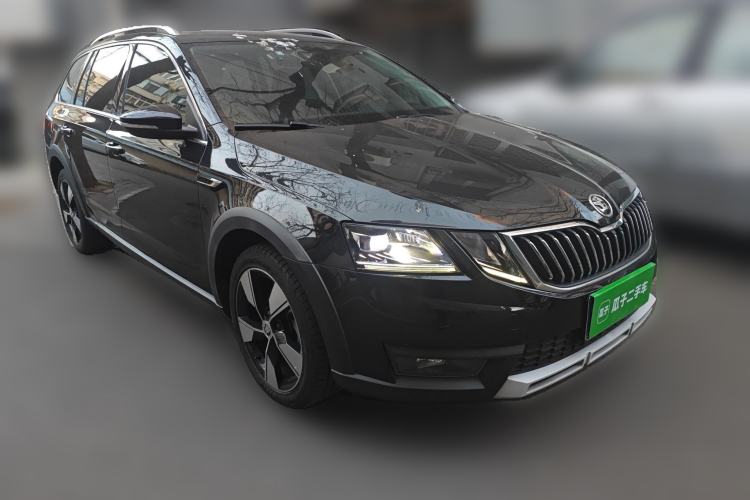 Used Skoda Octavia 2018 Station Wagon TSI280 DSG Flagship Edition
