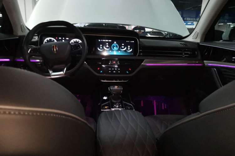 Used Hongqi HS5 2022 Revised Version 2.0T Smart Connect Flagship Edition
