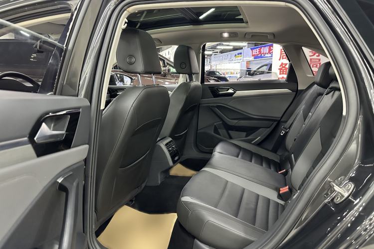 Used Volkswagen Sagitar 2021 280TSI DSG Excellence Edition
