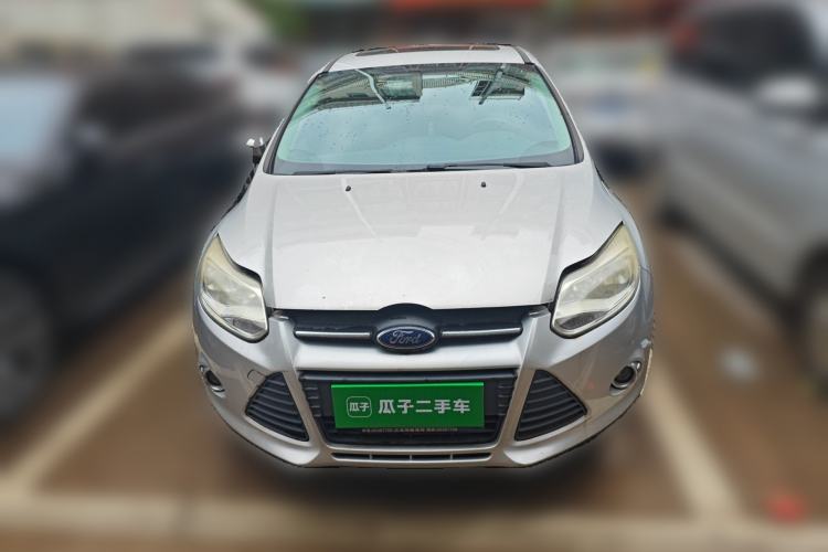 Used Ford Focus 2012 Sedan 1.6L Manual Fashion Edition Front