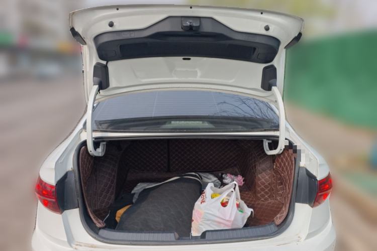 Used Volkswagen Sagitar 2020 200TSI DSG Comfort Version China VI Standard Trunk