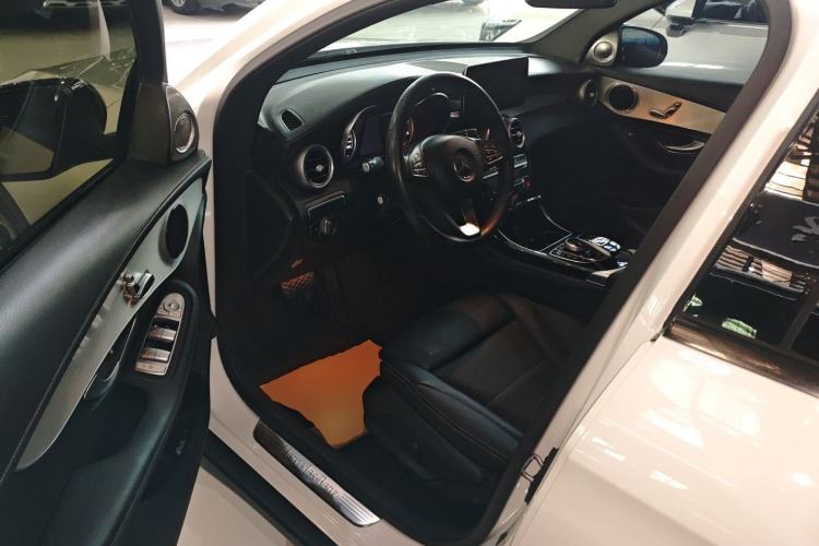 Used Mercedes-Benz GLC Coupe 2018 GLC 200 4MATIC Coupe SUV
