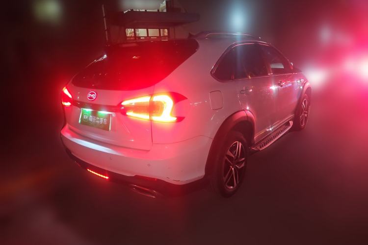 Used BYD Tang New Energy 2015 2.0T Four-Wheel-Drive Flagship Model Rear Right 45 Deg